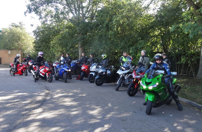 Sunday-rideout-cropped-ver.jpg